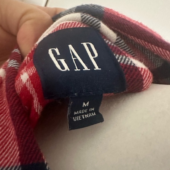 Gap women’s red and white holiday/ fall winter plaid flannel shirt Sz M - Picture 2 of 7